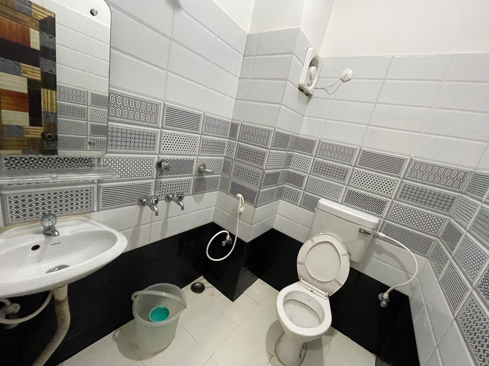 Hotel Seven Inn By Seven Group Puri Bagian luar foto